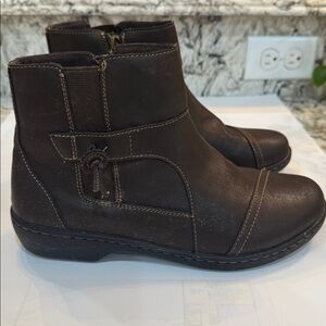 Eastland Women's Bella Ankle Boot – Women’s Size 9M Brown